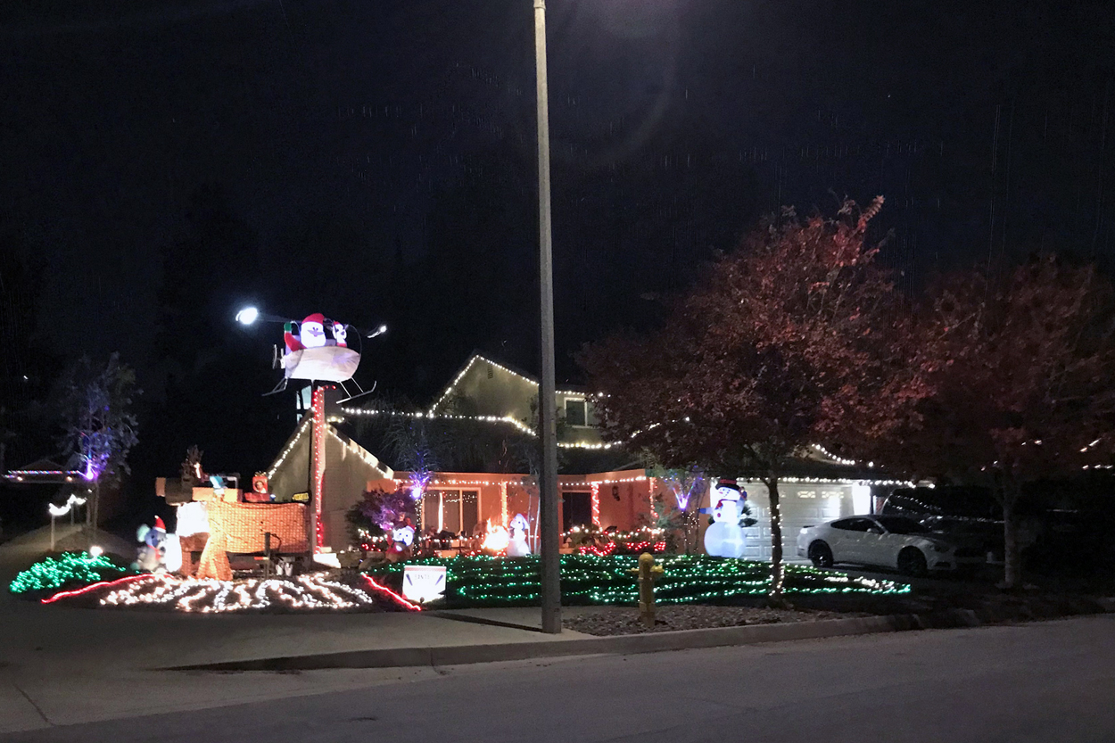 Holiday Home Decorating Contest Best in Show Award